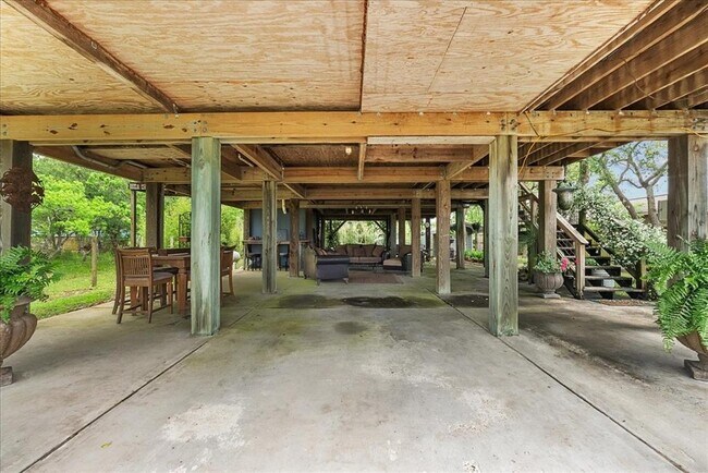 Building Photo - 939 17th St