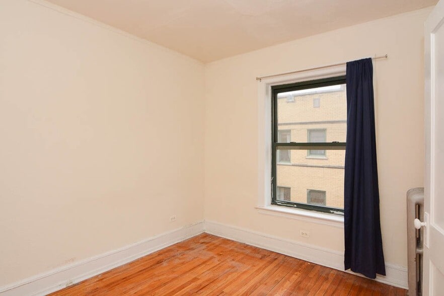 Building Photo - 2332 N Spaulding Ave