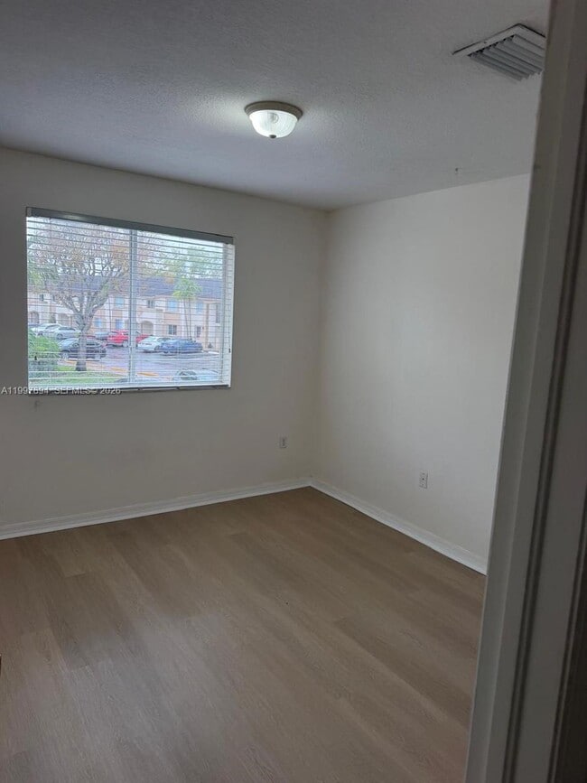 Building Photo - 6676 SW 115th Ct