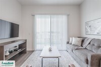 Building Photo - 515 Corso Ln