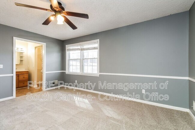 Building Photo - 113 Delchester Dr