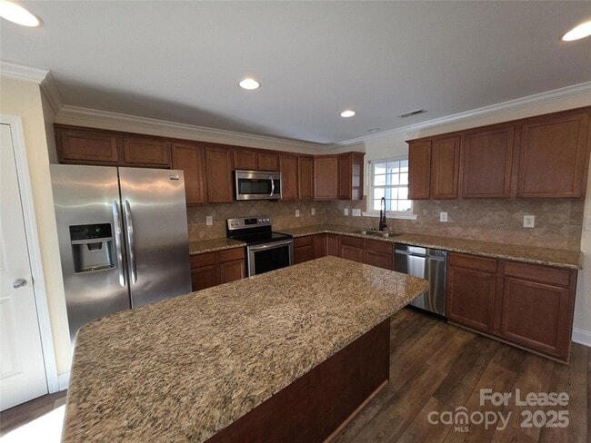 Building Photo - 1682 Lane Rd