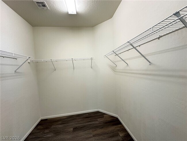 Building Photo - 2503 Venarotta St