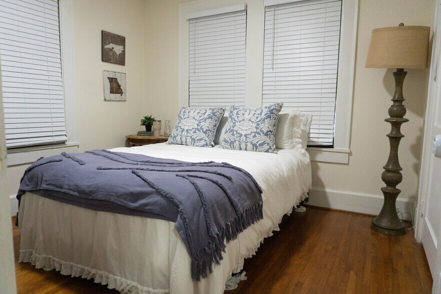 Bedroom 1 - 904 Lexington Ave