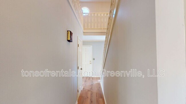 Building Photo - 710 Stallings Rd