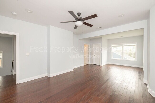 Building Photo - 2615 North Ave