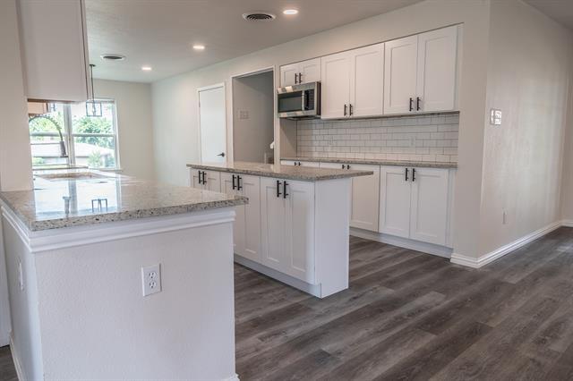 Building Photo - 6070 Wonder Dr