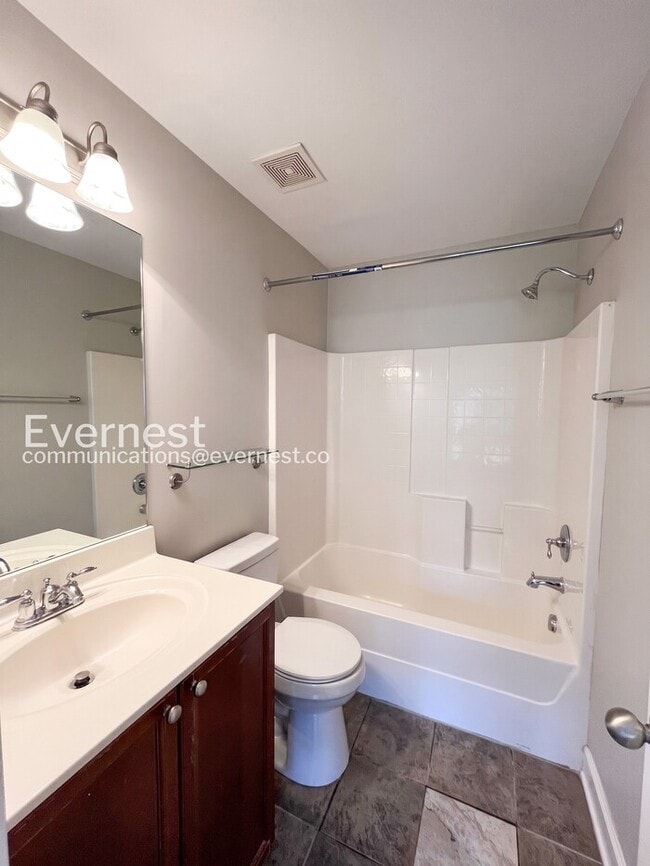 Building Photo - 7222 Althorp Way