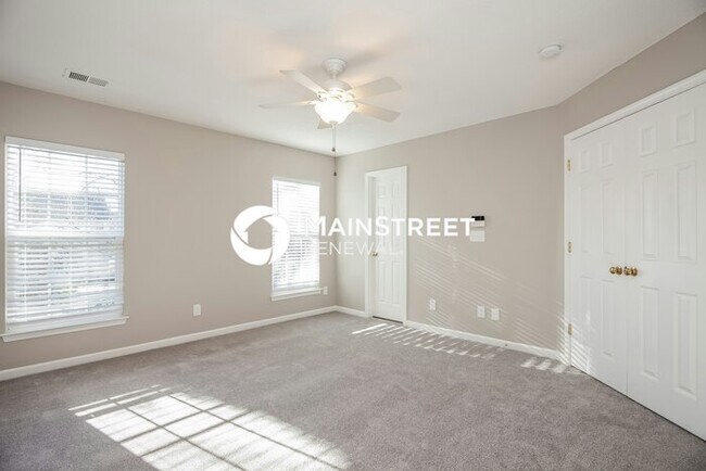 Building Photo - 3 Bedroom Pet-Friendly Home in Charlotte, ...