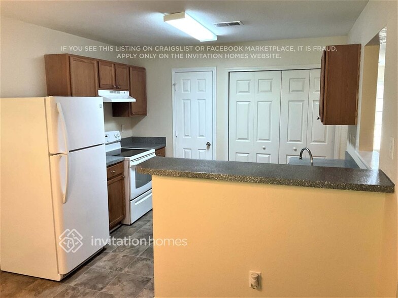 Building Photo - 4410 Ravenwood Dr