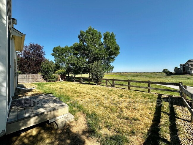 Building Photo - 2523 E 150th Pl