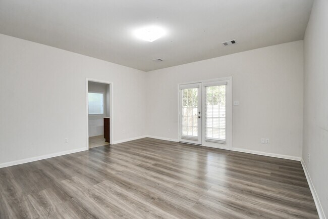 Building Photo - 11106 Panther Ct