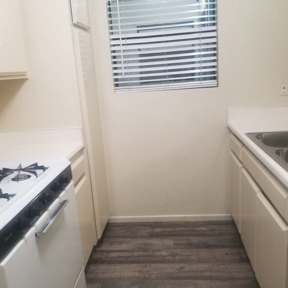 Building Photo - 14324 Lemoli Ave