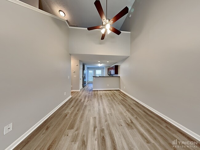 Building Photo - 301 Lauren Dr