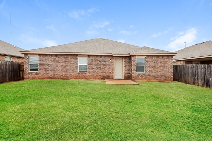Building Photo - 9612 Evie Dr
