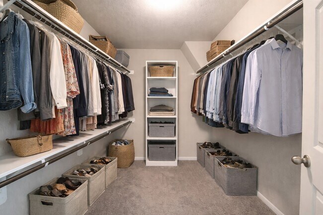 Building Photo - 104 Camelot Pl Ct