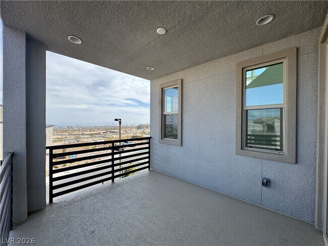 Building Photo - 11540 Hawking Ave