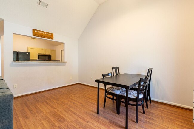 Building Photo - Charming 3 Bedroom, 2 Bath Home in Union C...