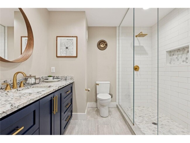 Building Photo - 718 N Washington Ave