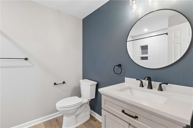 Building Photo - 1304 Kirkwood Ln