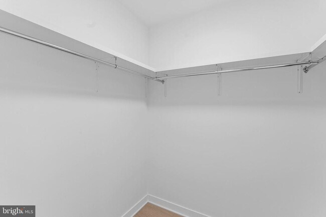 Building Photo - 1650 Silver Hill Dr