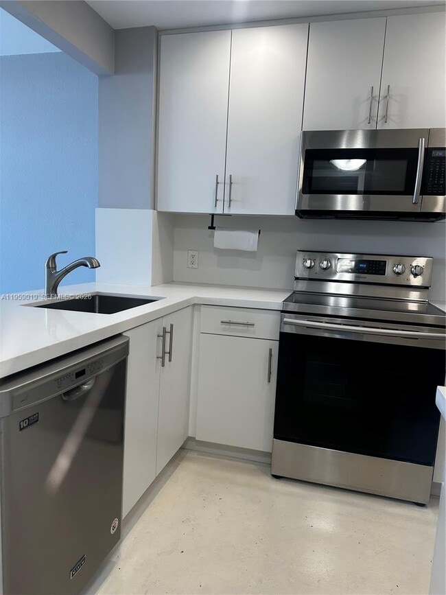 Building Photo - 1020 Meridian Ave