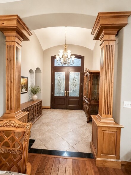 Building Photo - 2098 Lamb Ln