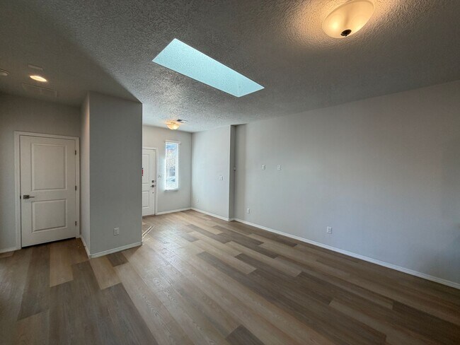 Building Photo - 2 Bedroom Single Story New Build in Mesa Del Sol Near Netflix Studios!