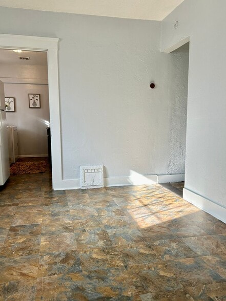 Building Photo - 2817 Nashville Ave