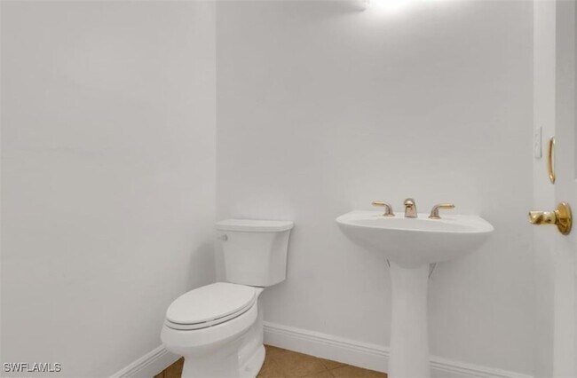 Building Photo - 14077 Lavante Ct
