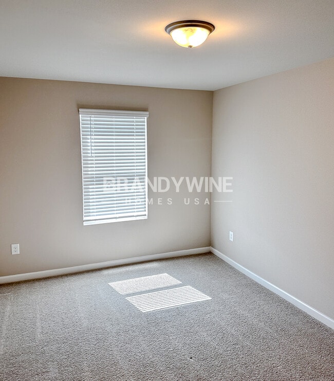 Building Photo - LUXURY COMMUITY! CRESTVIEW at Towne Lake!!...
