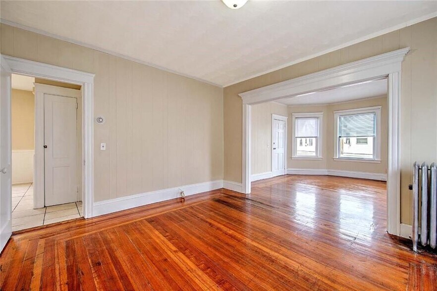 Building Photo - 80 Ontario St