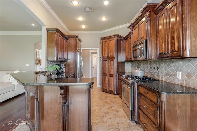 Building Photo - 244 Gloucester Dr