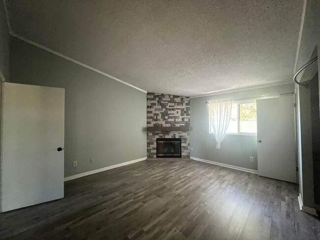 Building Photo - 9805 El Camino Real