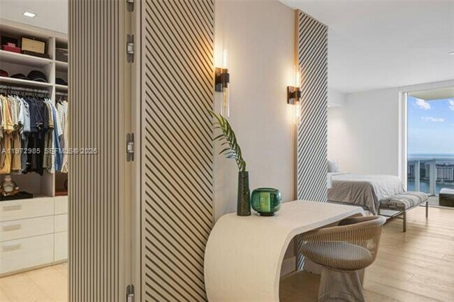 Building Photo - 400 Alton Rd