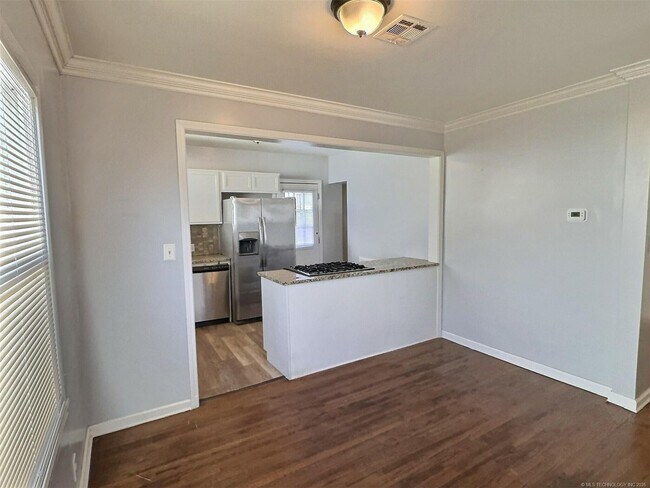 Building Photo - Clean and Pristine 3 Bedroom Home Available for Immediate Move-In!!!