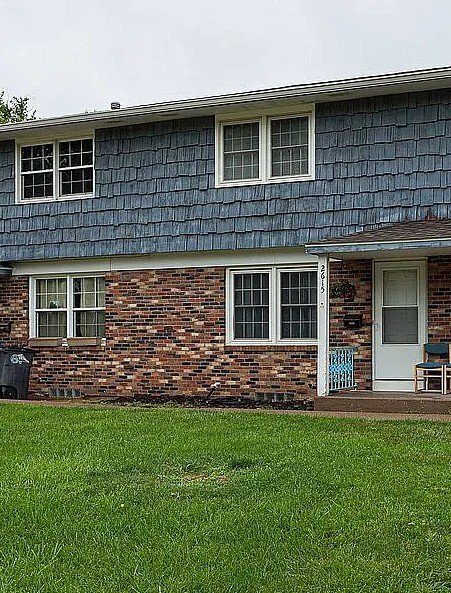 Building Photo - 2615 Hawthorne Dr