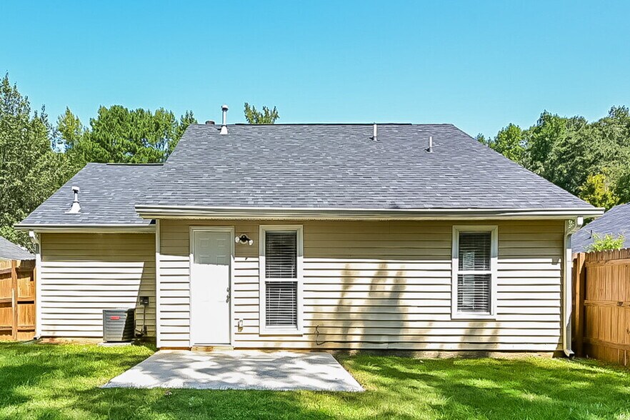 Building Photo - 147 Glynn Addy Dr
