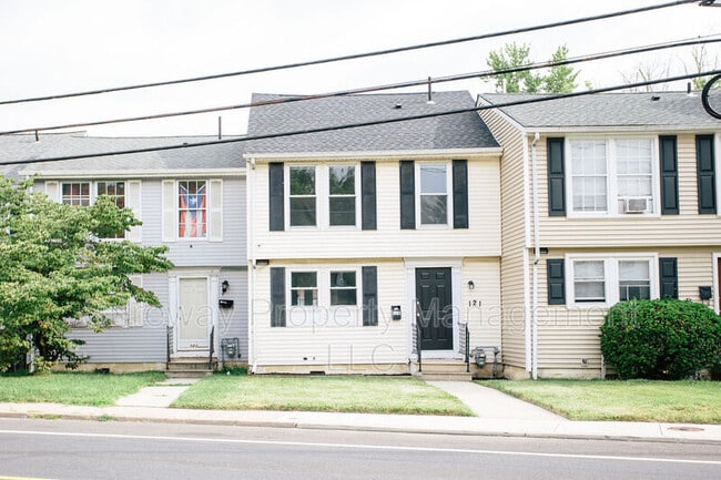 Primary Photo - 121 Rancocas Rd