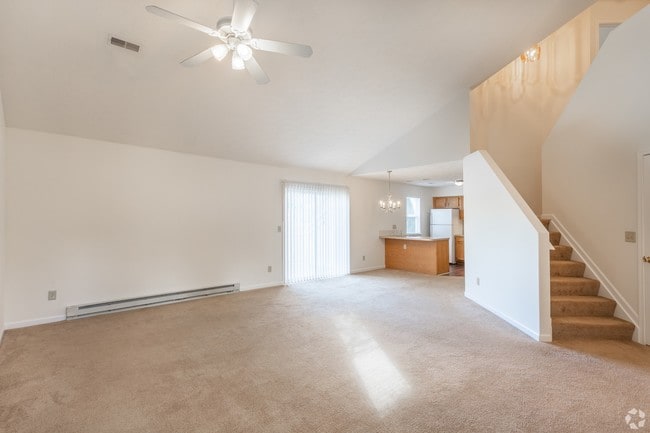 Building Photo - 4180 Pine Dr