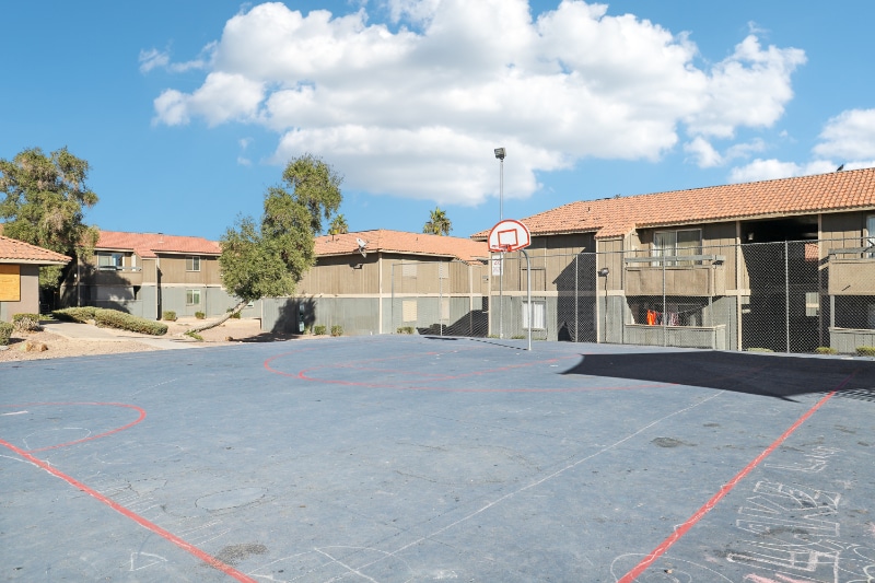 Building Photo - 1750 Karen Ave