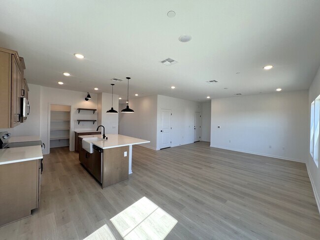 Building Photo - 6209 Caruso Ave