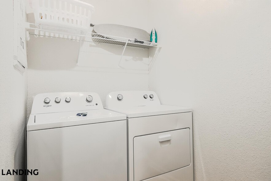 Building Photo - 1650 Harris Hill Rd