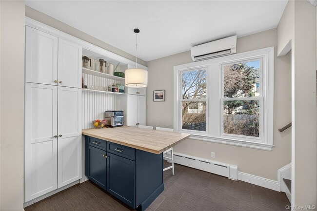 Building Photo - 121 Morris Ave