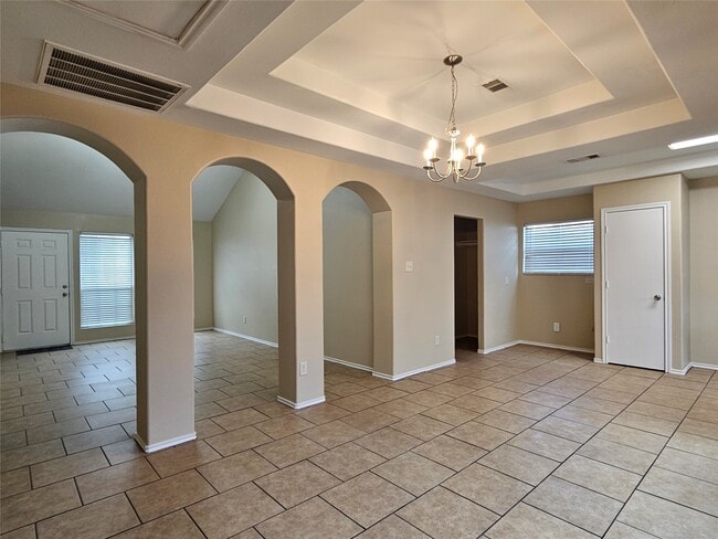 Building Photo - 500 Birch Cluster Ct