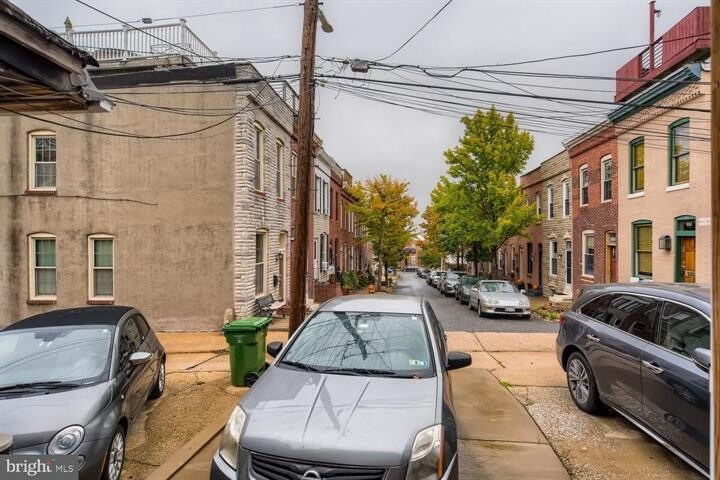 Building Photo - 524 E Fort Ave