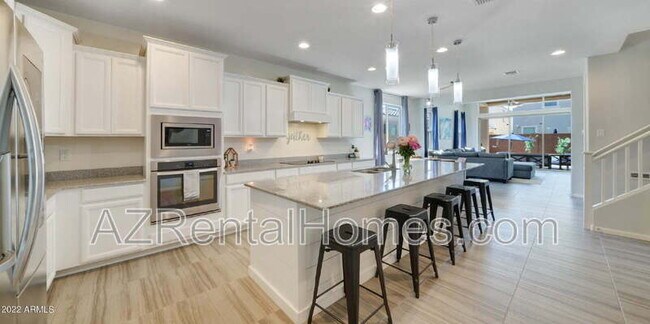 Building Photo - 10540 E Sebring Ave