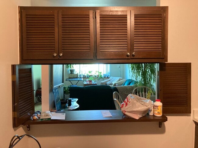 Building Photo - 1315 E Elmdale Ct