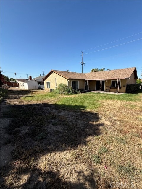 Building Photo - 864 Judson St