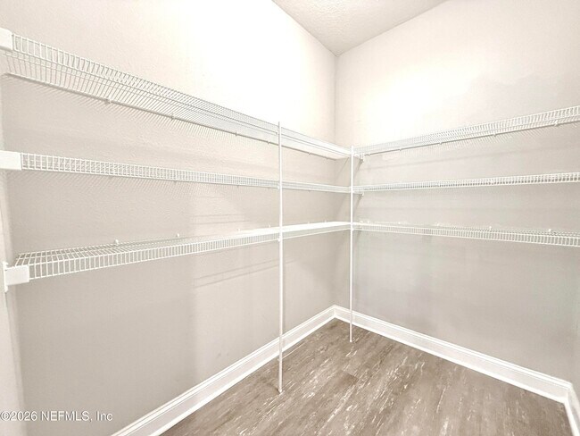 Building Photo - 12357 Sea Island Dr